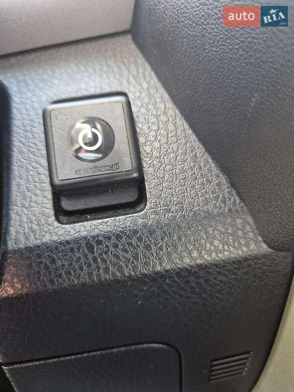 Позашляховик / Кросовер Toyota RAV4 2017 в Черкасах