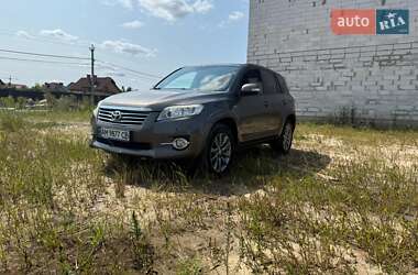 Внедорожник / Кроссовер Toyota RAV4 2012 в Житомире