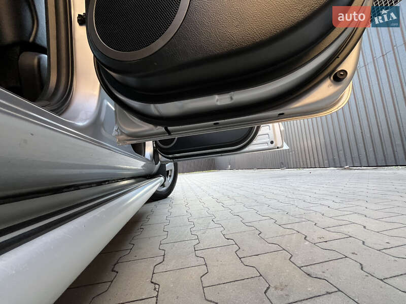 Внедорожник / Кроссовер Toyota RAV4 2007 в Казатине