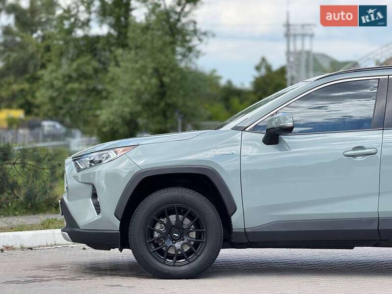 Внедорожник / Кроссовер Toyota RAV4 2019 в Киеве фото 20 Внедорожник / Кроссовер Toyota RAV4 2019 в Киеве
