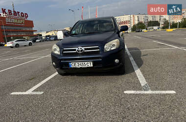 Позашляховик / Кросовер Toyota RAV4 2006 в Чернівцях