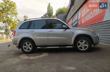 Позашляховик / Кросовер Toyota RAV4 2003 в Чернігові