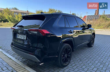 Внедорожник / Кроссовер Toyota RAV4 2022 в 