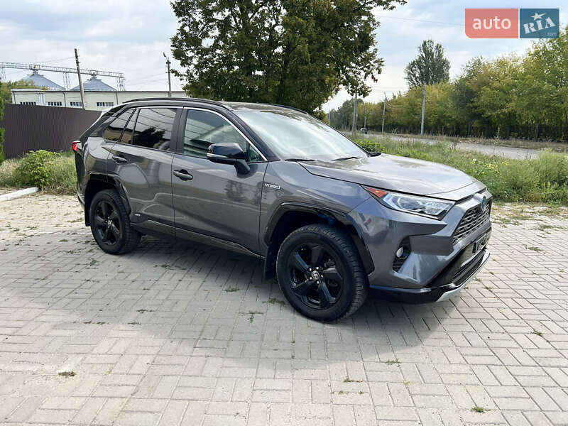 Позашляховик / Кросовер Toyota RAV4 2021 в Умані фото 4 Позашляховик / Кросовер Toyota RAV4 2021 в Умані