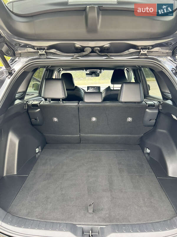 Позашляховик / Кросовер Toyota RAV4 2021 в Умані фото 22 Позашляховик / Кросовер Toyota RAV4 2021 в Умані
