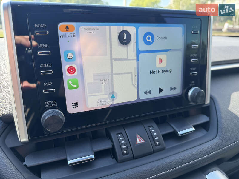 Позашляховик / Кросовер Toyota RAV4 2021 в Черкасах