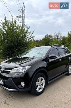 Внедорожник / Кроссовер Toyota RAV4 2014 в Харькове