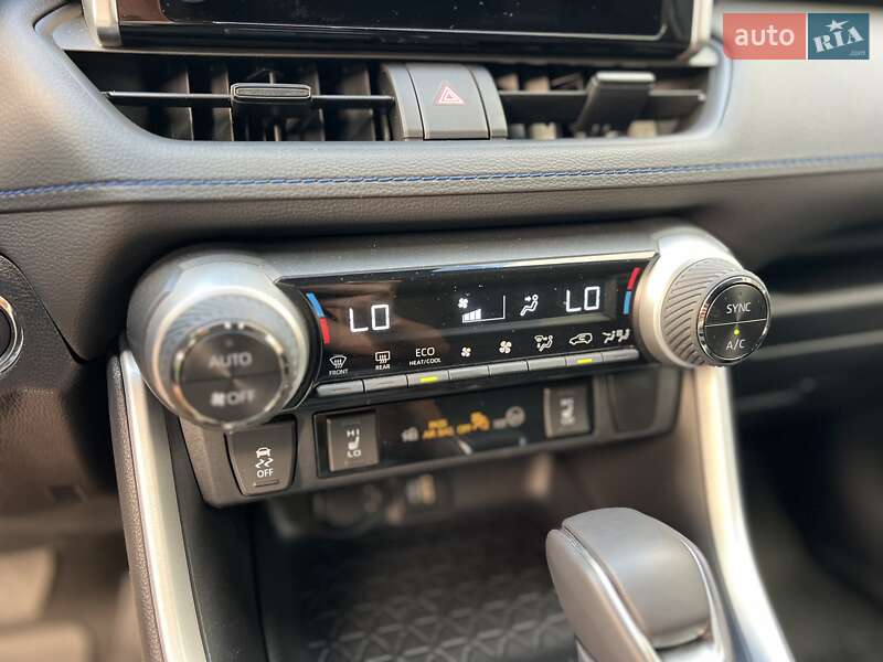 Внедорожник / Кроссовер Toyota RAV4 2024 в Киеве фото 35 Внедорожник / Кроссовер Toyota RAV4 2024 в Киеве