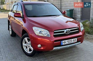 Внедорожник / Кроссовер Toyota RAV4 2006 в 
