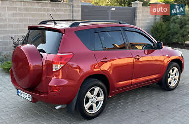 Внедорожник / Кроссовер Toyota RAV4 2006 в 