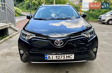 Внедорожник / Кроссовер Toyota RAV4 2016 в Киеве