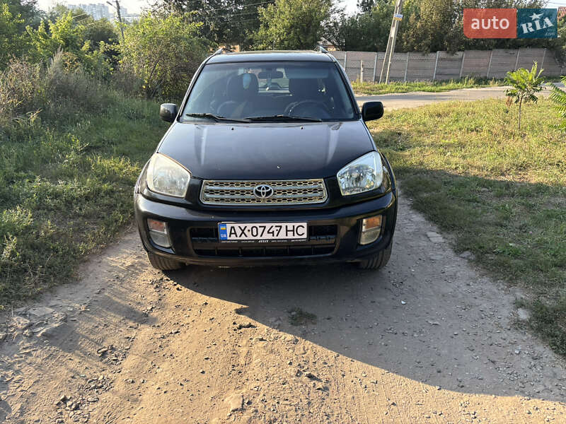 Toyota RAV4 2000