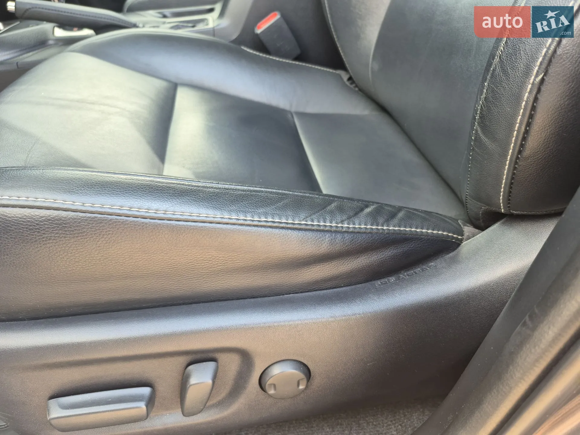 2016 Toyota RAV 4 - мініатюра 73
