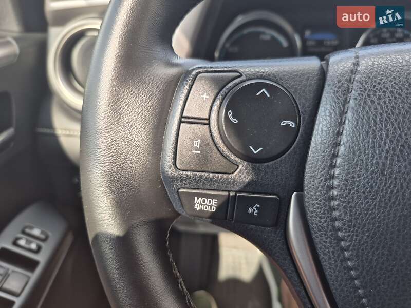 Позашляховик / Кросовер Toyota RAV4 2016 в Житомирі