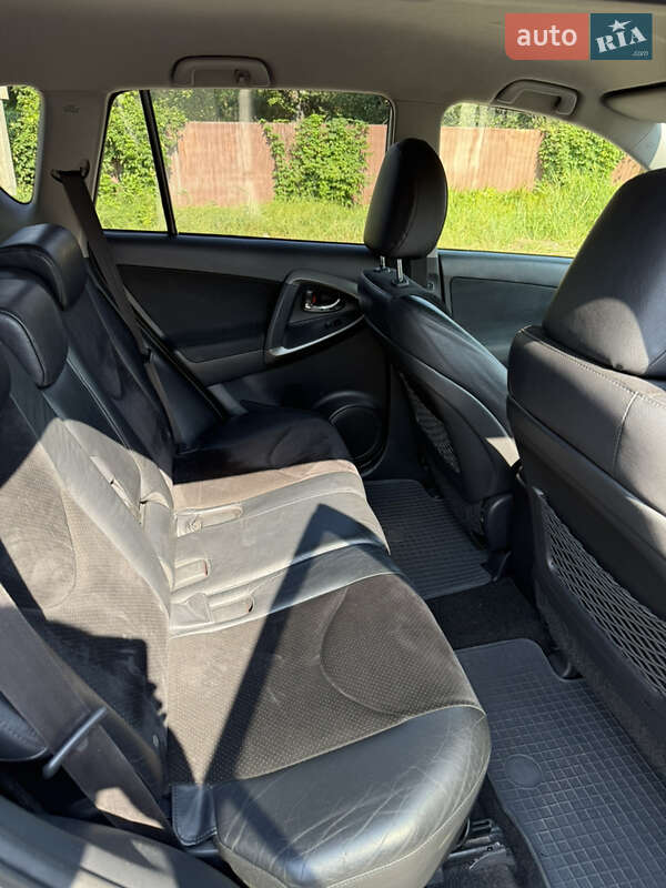 Позашляховик / Кросовер Toyota RAV4 2010 в Києві фото 7 Позашляховик / Кросовер Toyota RAV4 2010 в Києві