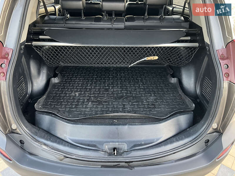 Внедорожник / Кроссовер Toyota RAV4 2013 в Виннице фото 12 Внедорожник / Кроссовер Toyota RAV4 2013 в Виннице