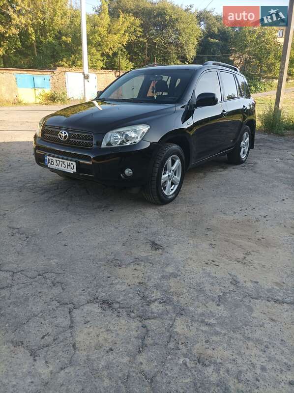 Позашляховик / Кросовер Toyota RAV4 2006 в Вінниці