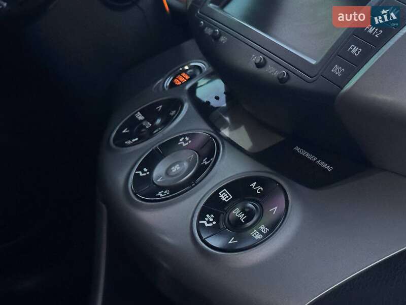 Внедорожник / Кроссовер Toyota RAV4 2007 в Ахтырке