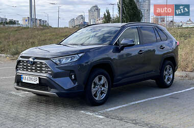 Внедорожник / Кроссовер Toyota RAV4 2023 в Киеве