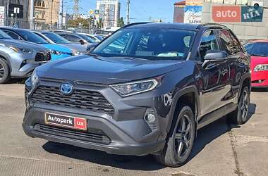 Внедорожник / Кроссовер Toyota RAV4 2020 в Харькове