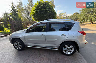 Позашляховик / Кросовер Toyota RAV4 2007 в Миколаєві