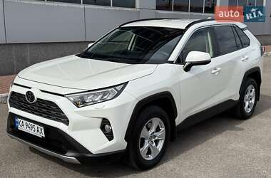 Позашляховик / Кросовер Toyota RAV4 2020 в Києві