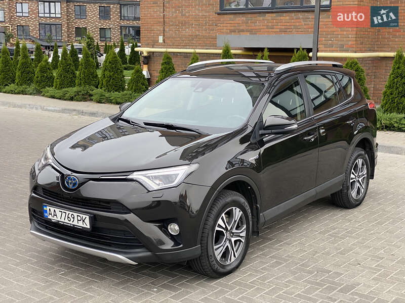 Внедорожник / Кроссовер Toyota RAV4 2016 в Житомире