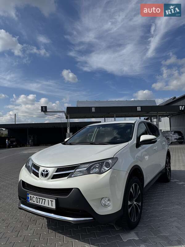 Позашляховик / Кросовер Toyota RAV4 2014 в Володимирі фото 3 Позашляховик / Кросовер Toyota RAV4 2014 в Володимирі