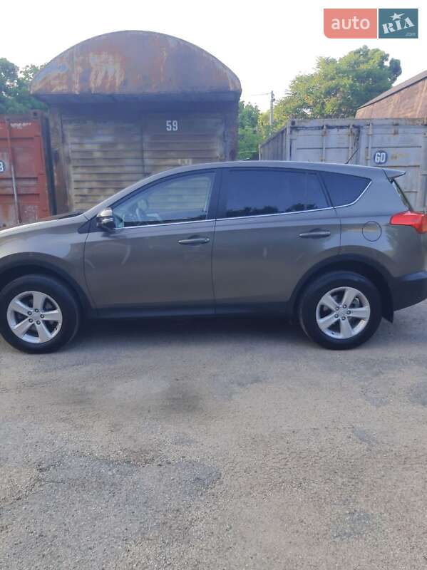 Внедорожник / Кроссовер Toyota RAV4 2013 в Одессе фото 26 Внедорожник / Кроссовер Toyota RAV4 2013 в Одессе