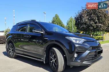 Внедорожник / Кроссовер Toyota RAV4 2017 в Днепре