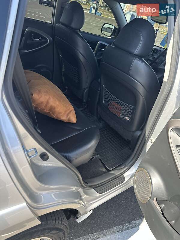 Позашляховик / Кросовер Toyota RAV4 2007 в Одесі