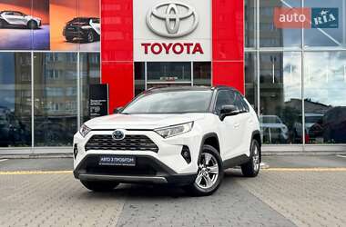 Внедорожник / Кроссовер Toyota RAV4 2023 в Ивано-Франковске