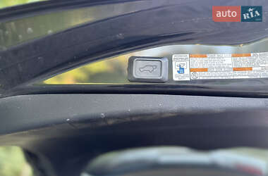 Внедорожник / Кроссовер Toyota RAV4 2014 в 