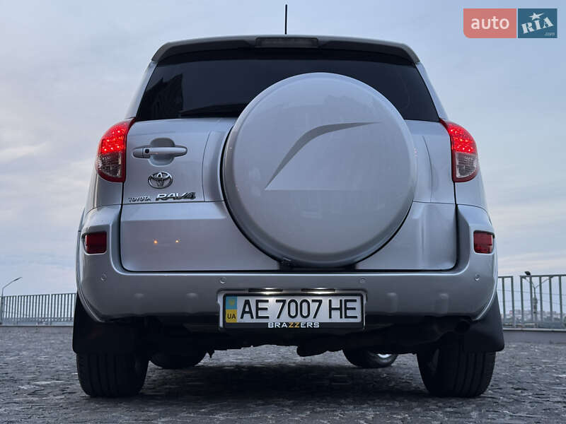 Внедорожник / Кроссовер Toyota RAV4 2007 в Днепре
