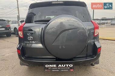Внедорожник / Кроссовер Toyota RAV4 2008 в 