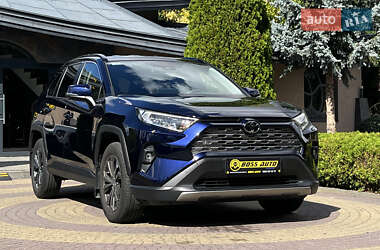 Позашляховик / Кросовер Toyota RAV4 2023 в Львові