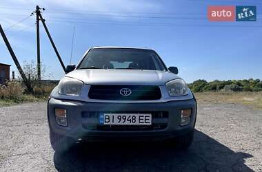 Позашляховик / Кросовер Toyota RAV4 2000 в 
