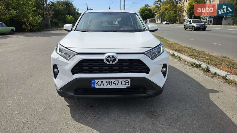 Toyota RAV4 2021