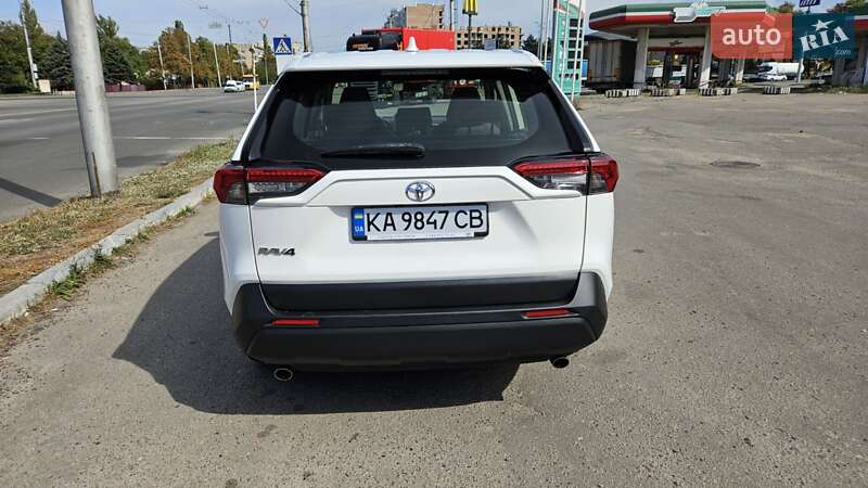 Позашляховик / Кросовер Toyota RAV4 2021 в Полтаві фото 7 Позашляховик / Кросовер Toyota RAV4 2021 в Полтаві