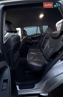 Позашляховик / Кросовер Toyota RAV4 2007 в 