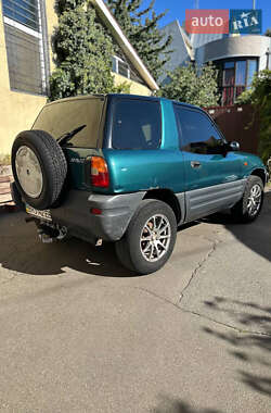 Внедорожник / Кроссовер Toyota RAV4 1994 в 