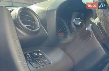 Внедорожник / Кроссовер Toyota RAV4 2011 в 