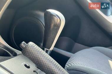 Внедорожник / Кроссовер Toyota RAV4 2011 в 
