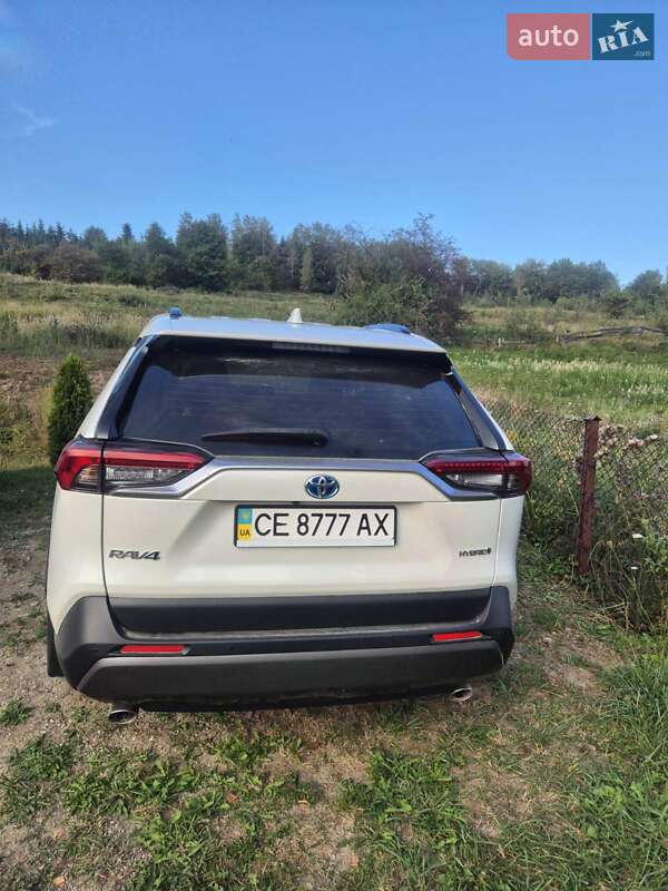 Позашляховик / Кросовер Toyota RAV4 2021 в Чернівцях фото 9 Позашляховик / Кросовер Toyota RAV4 2021 в Чернівцях