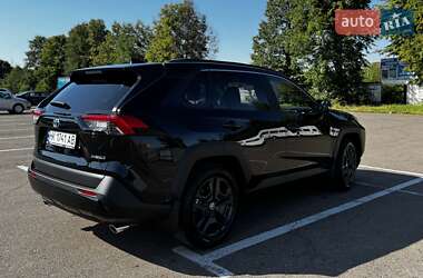 Внедорожник / Кроссовер Toyota RAV4 2024 в 