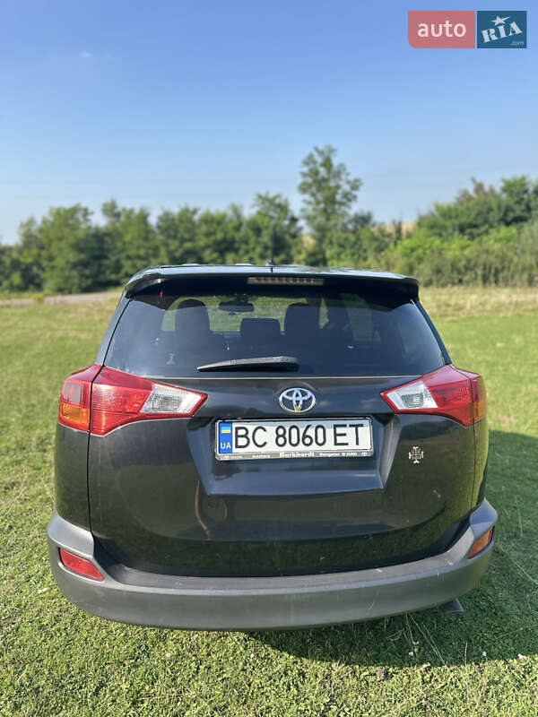 Внедорожник / Кроссовер Toyota RAV4 2013 в Львове