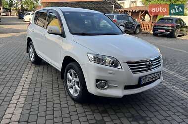 Внедорожник / Кроссовер Toyota RAV4 2011 в 