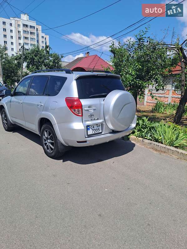 Позашляховик / Кросовер Toyota RAV4 2007 в Черкасах