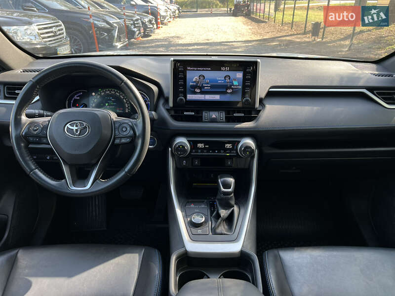 Позашляховик / Кросовер Toyota RAV4 2019 в Умані фото 17 Позашляховик / Кросовер Toyota RAV4 2019 в Умані