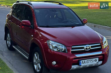 Внедорожник / Кроссовер Toyota RAV4 2008 в Киеве